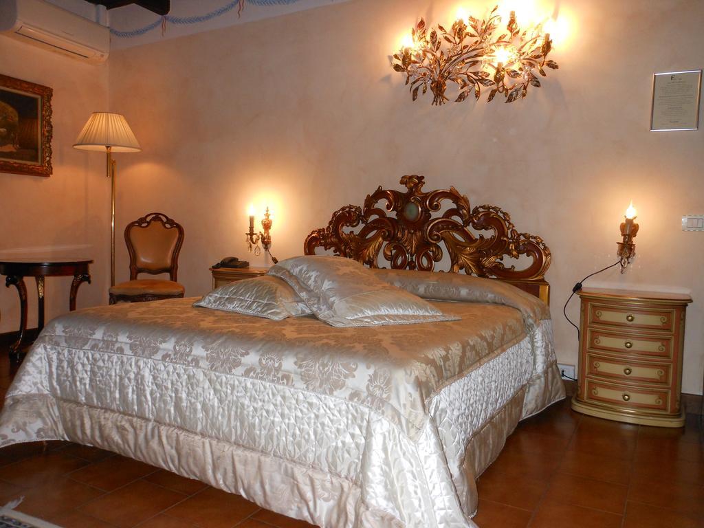 Agriturismo Cassinazza Orsenigo المظهر الخارجي الصورة