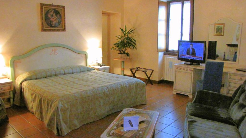 Agriturismo Cassinazza Orsenigo الغرفة الصورة